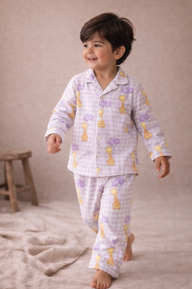 Boy wearing Anaario Giraffe and Balloons Night Suit