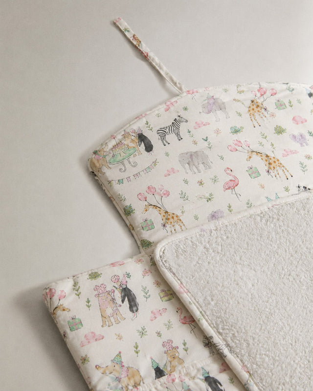 Giraffe Birthday Party bamboo baby changing mat — absorbent sherpa backing