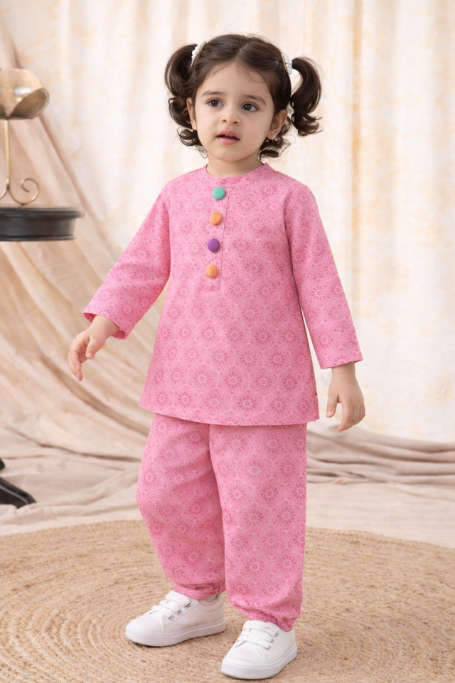 Girl wearing Anaario Pink Cotton Co-ord Set