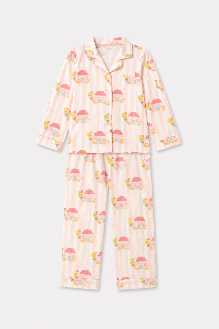 Girl wearing Anaario Pink Snail-House Night Suit