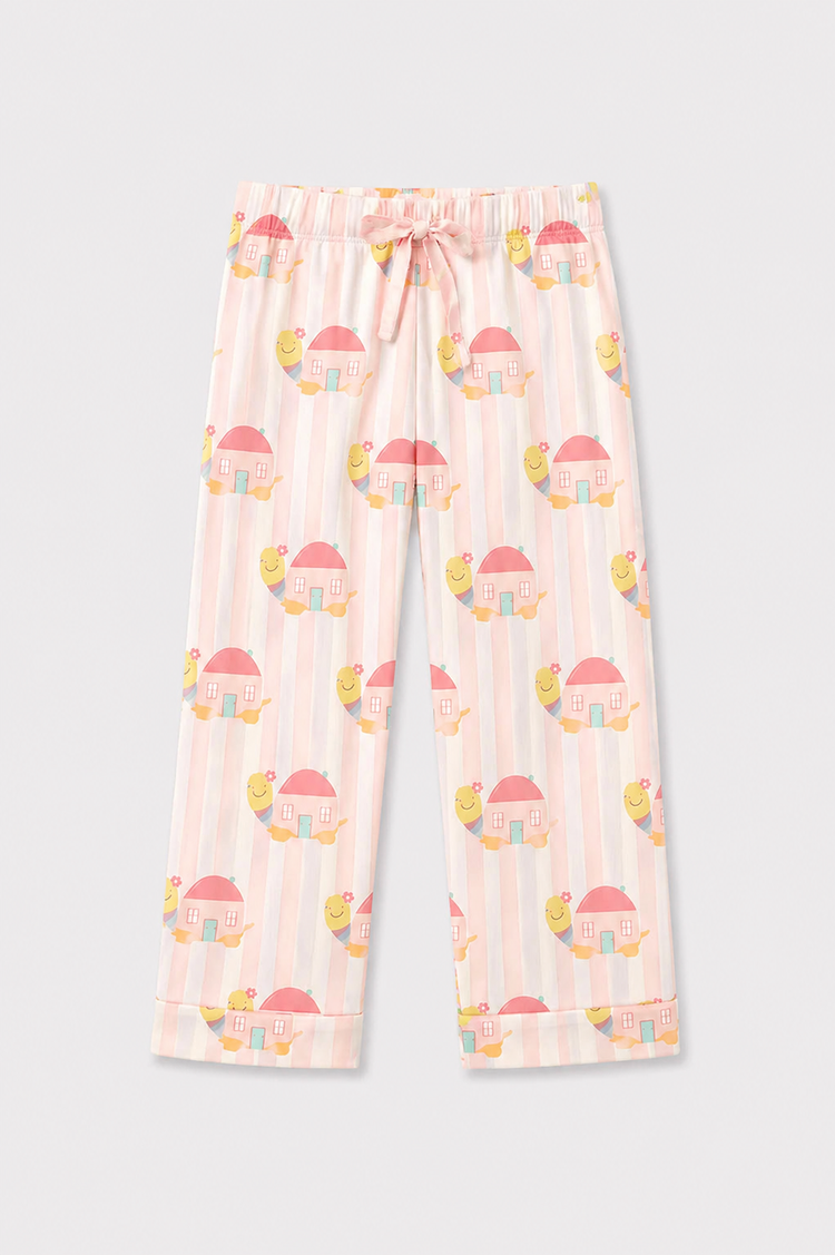 Girl wearing Anaario Pink Snail-House Night Suit