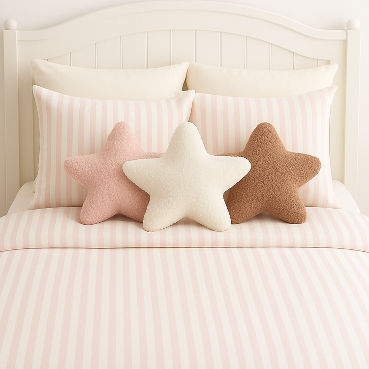 Anaario star-shaped fleece cushion for kids