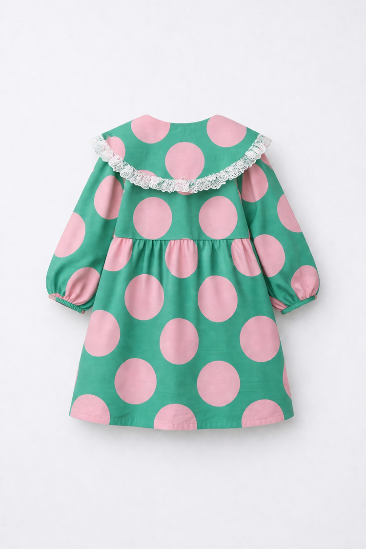 Girl wearing Anaario Emerald Blossom Dress