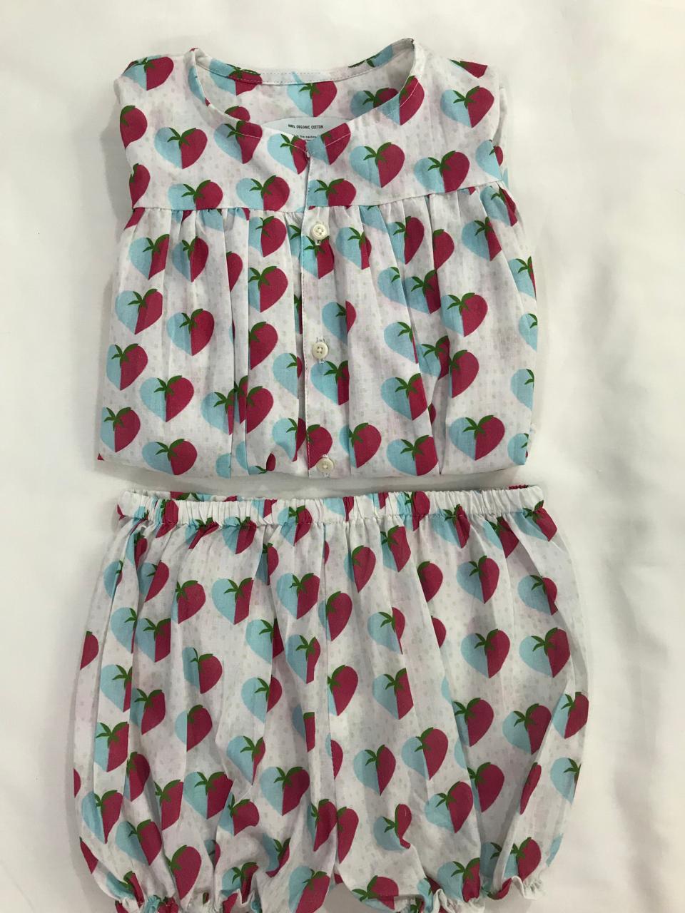 Blue and plum hearts Set
