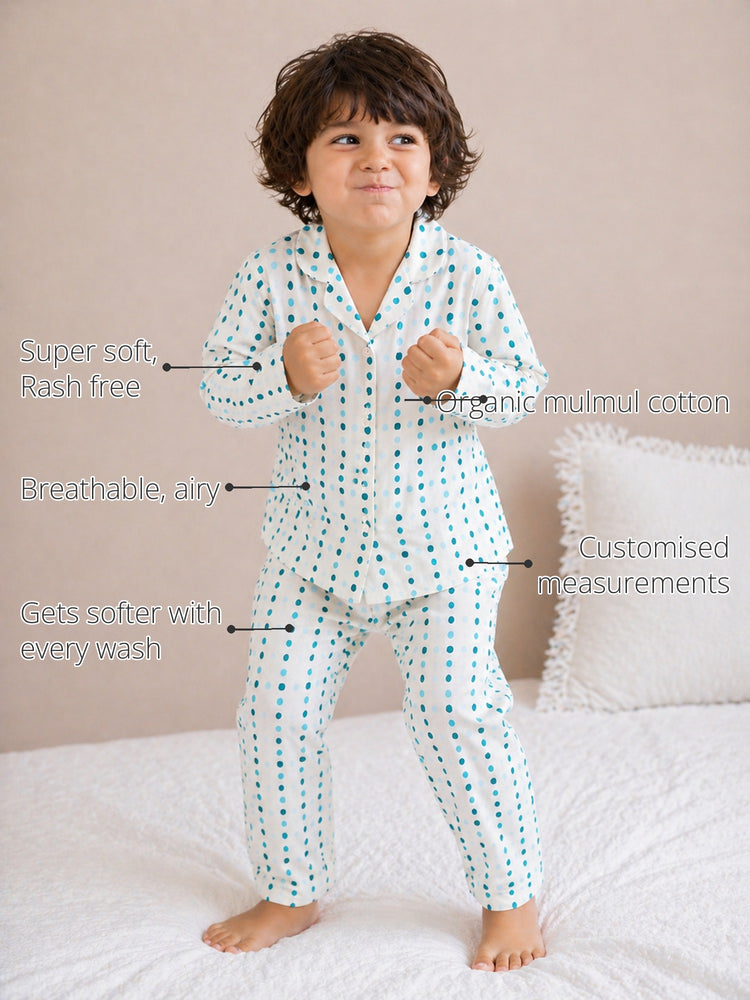 Blue polka spots Baby Set features