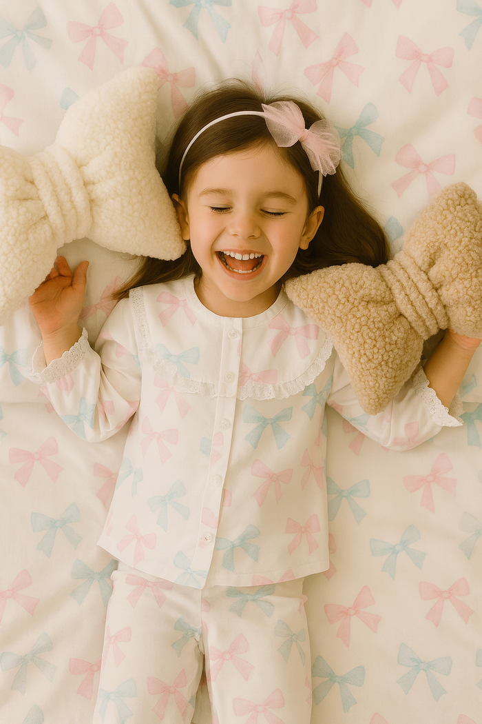 Bow Fleece Cushion