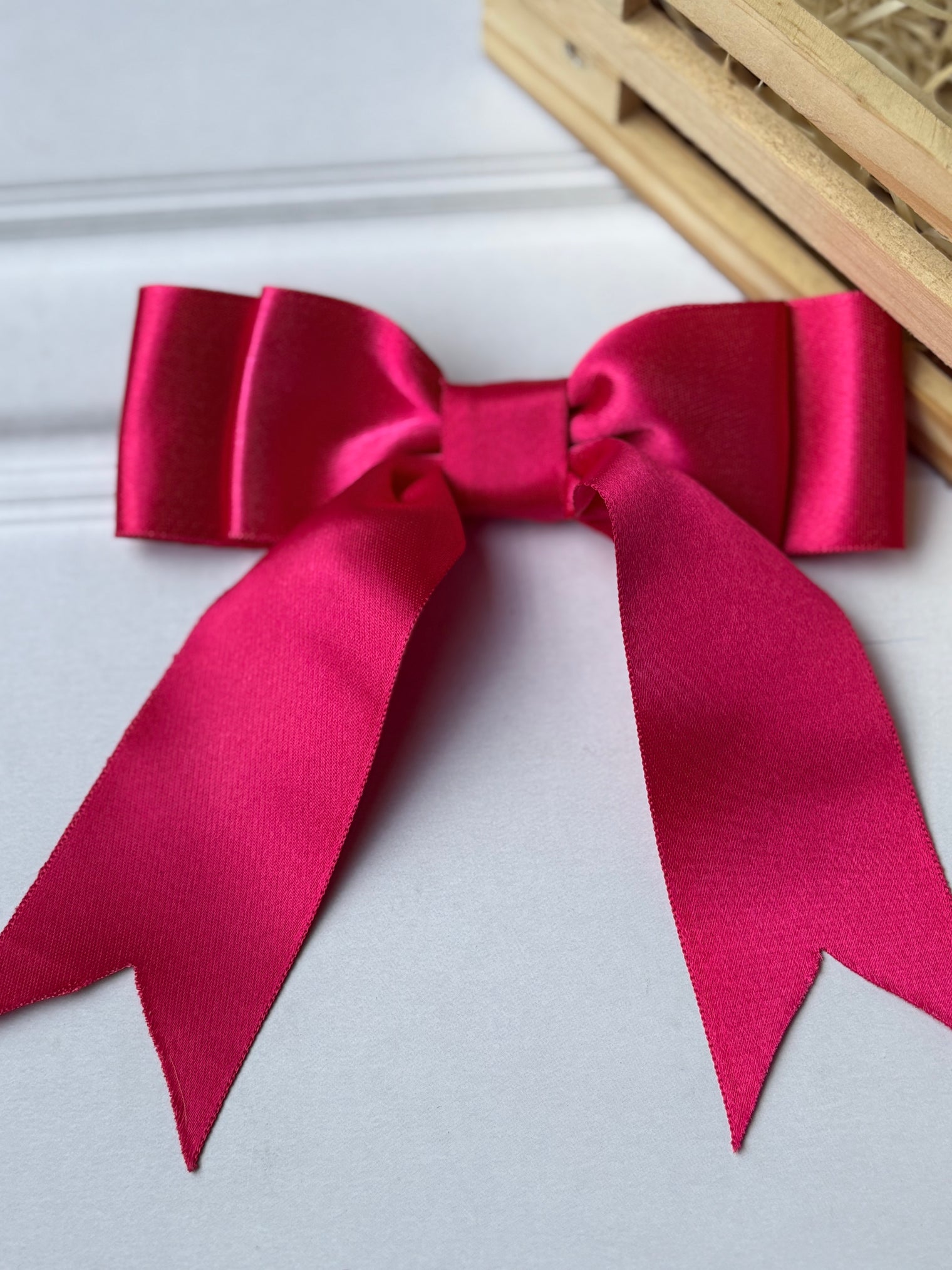 Fuschia Glow Bow Clip
