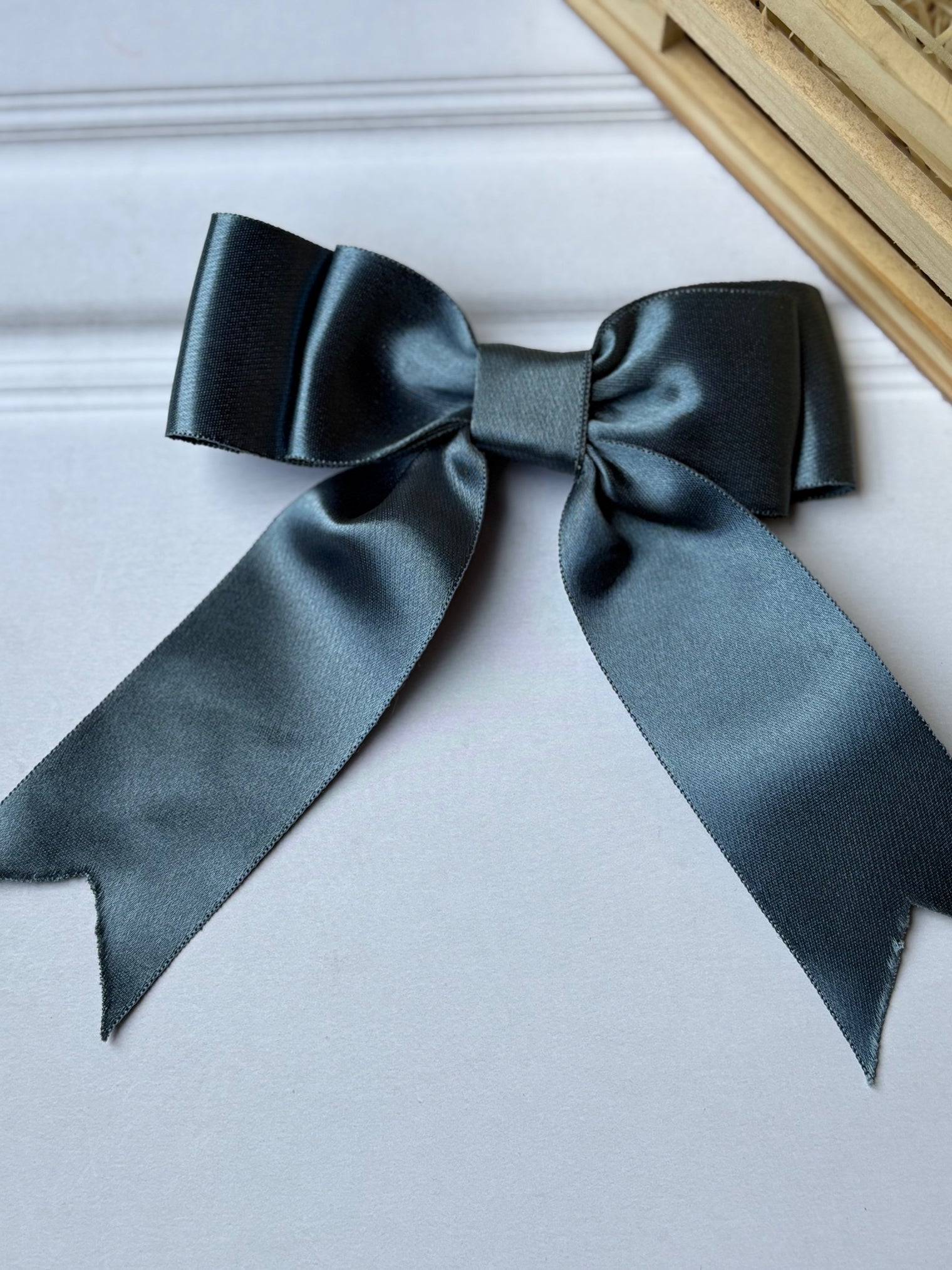 Charcoal Glow Bow Clip