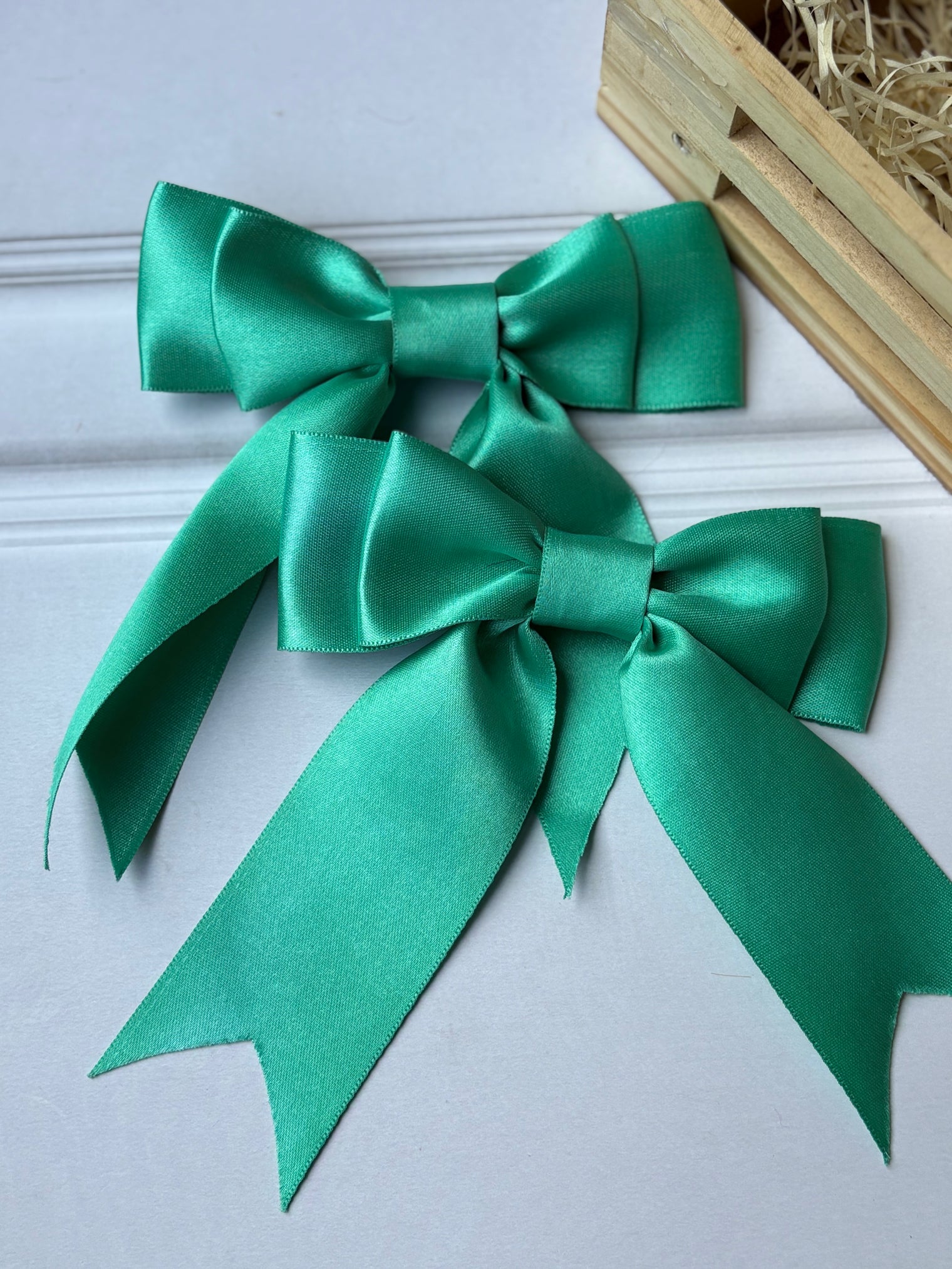 Teal Glow Bow Clip