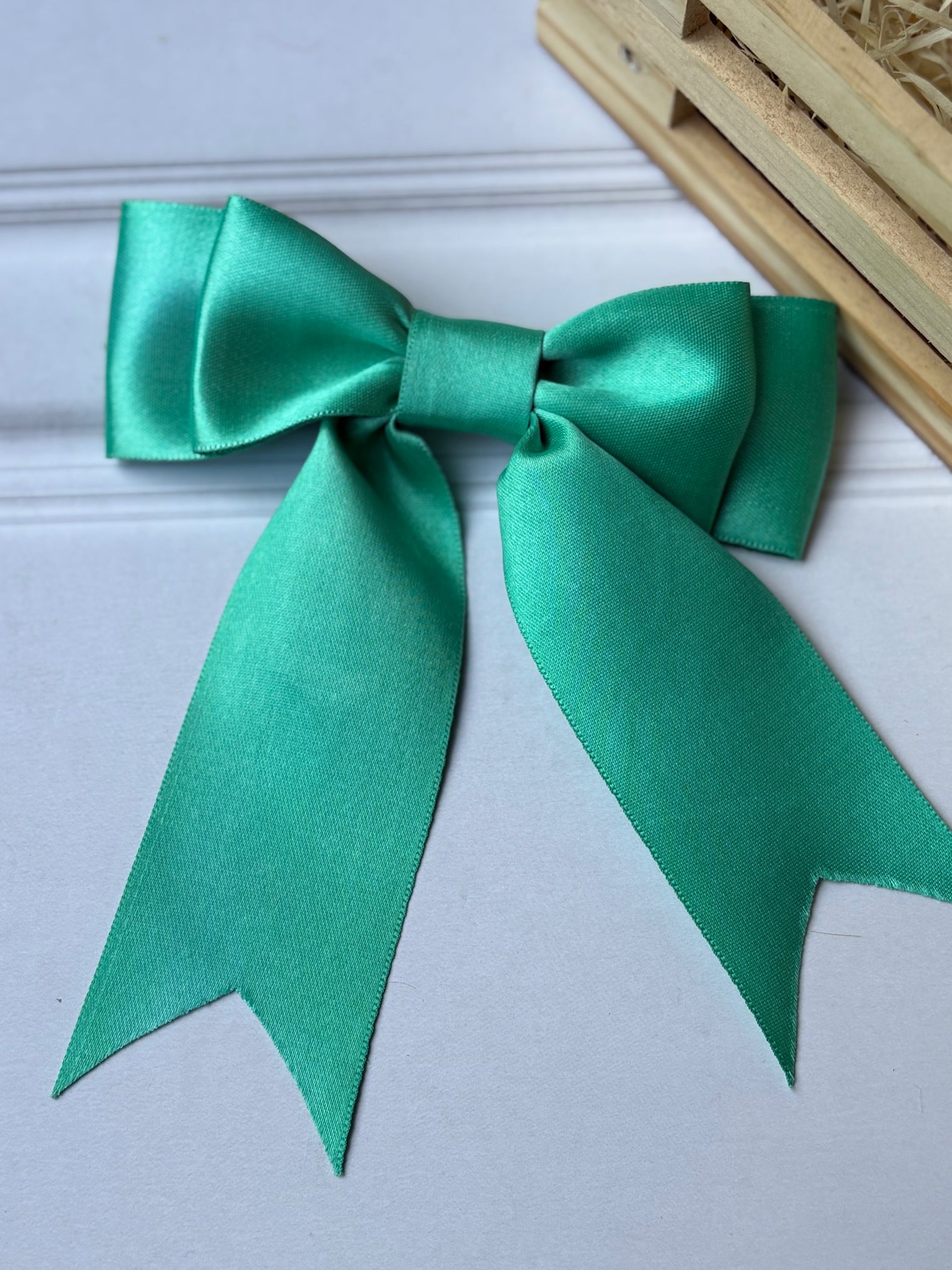 Teal Glow Bow Clip