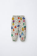 Doodle Jogger Set flat lay by Anaario