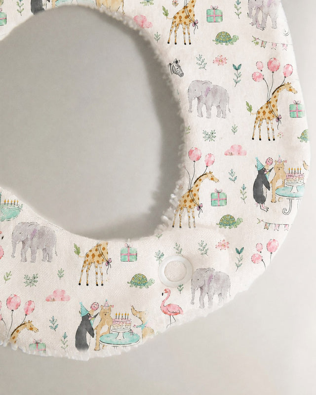 Giraffe Birthday Party bamboo baby bib — absorbent sherpa backing
