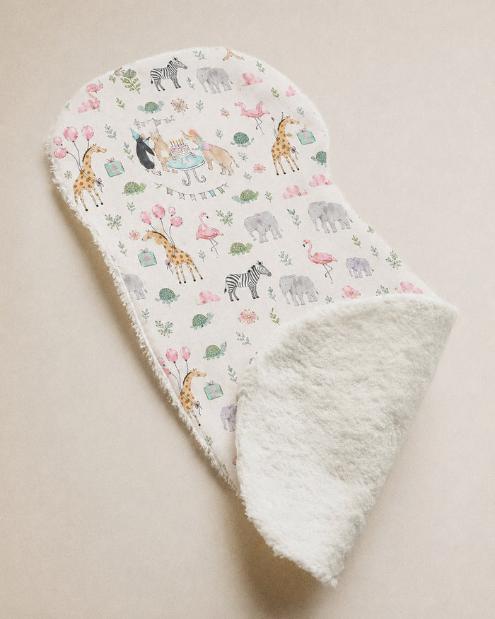 Giraffe Birthday Party bamboo baby burp cloth — folded