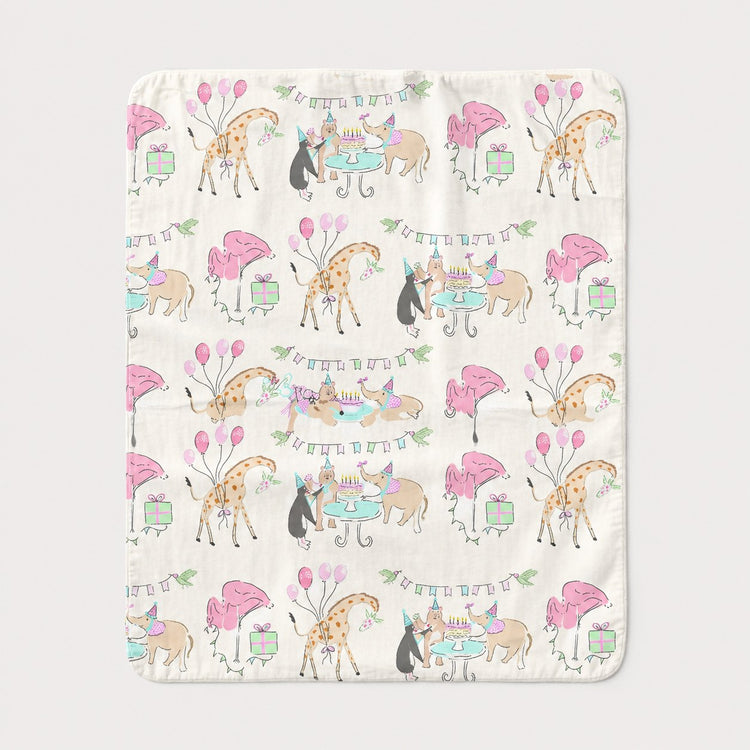 Giraffe Birthday Party bamboo baby quilt — print detail