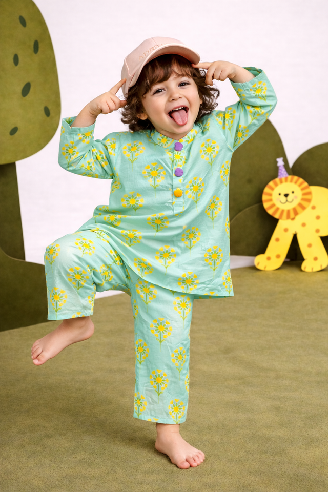 Girl wearing Anaario Green Yellow Cotton Co-ord Set