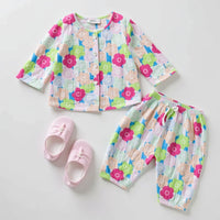 Trio-toned florals
