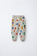 Doodle Jogger Set flat lay by Anaario
