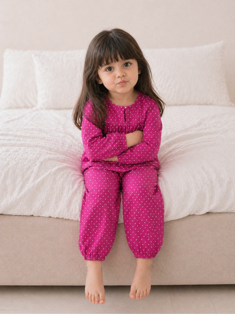 Girl wearing Anaario Pink-a-Boo Night Suit