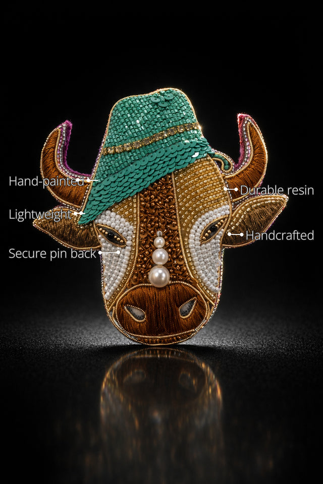Majesty Brooch features
