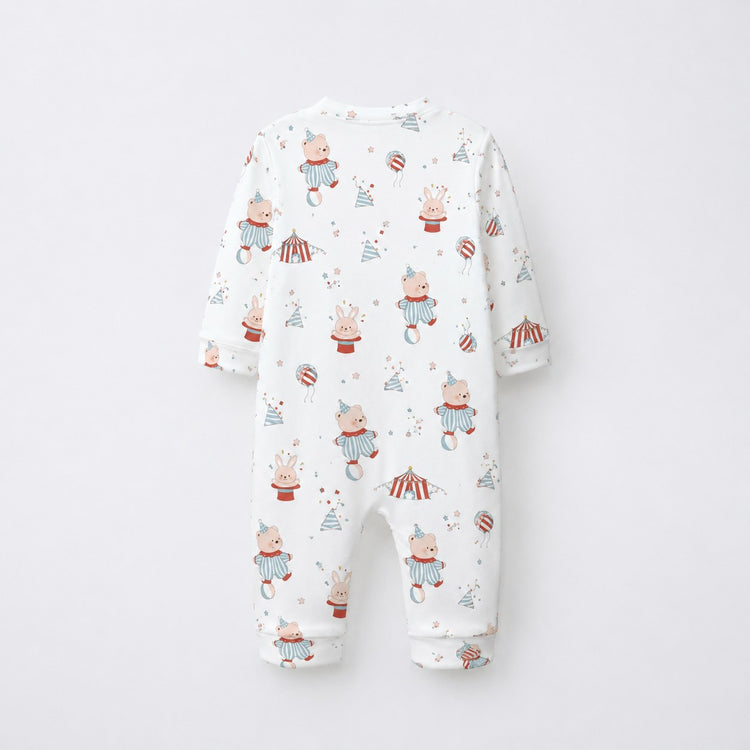 Sailboat & Friends bamboo cotton baby sleepsuit — zip romper onesie detail