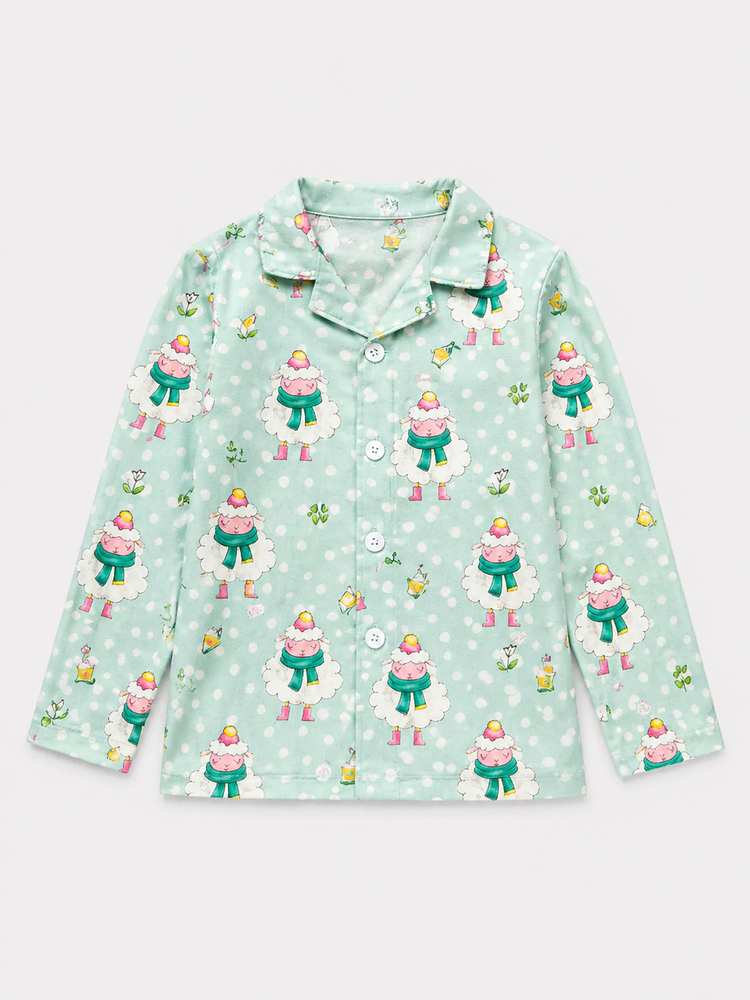 Girl wearing Anaario Snowy Sheep Night Suit