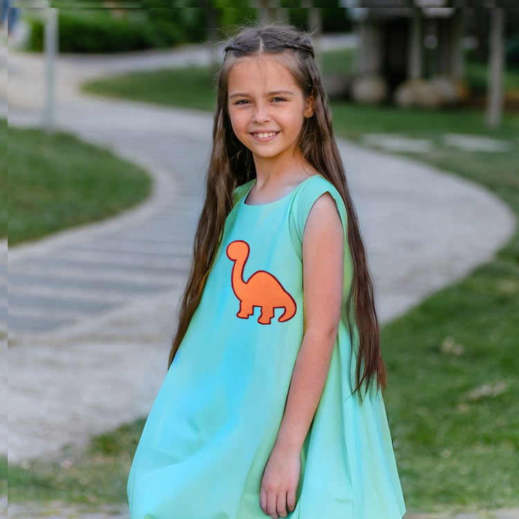 Girl wearing Anaario Sweet Summer Daze Dress, Aqua Magic Print