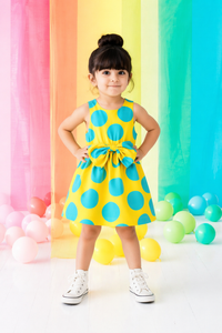 Girl wearing Anaario Lemon Fizz Dress