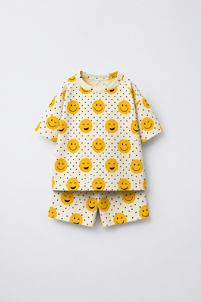 Girl wearing Anaario Marshmallow Shorts Set