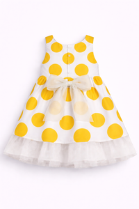 Girl wearing Anaario Sun-Kissed Polka Dress
