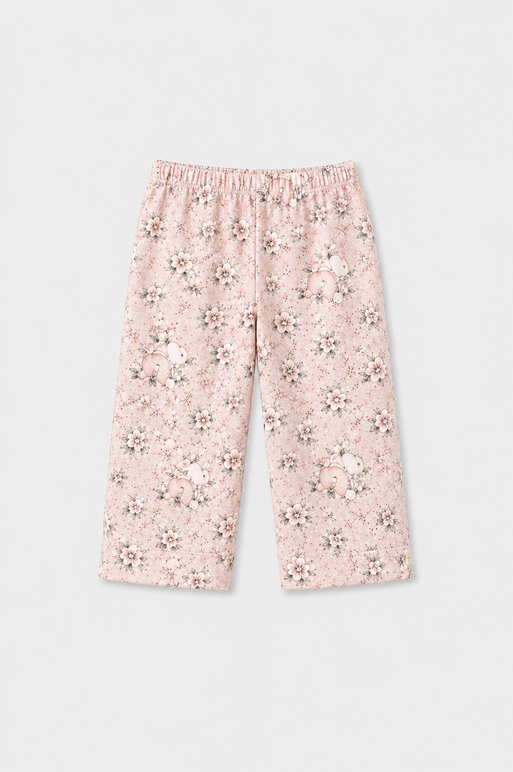 Girl wearing Anaario Vintage Bunny Night Suit
