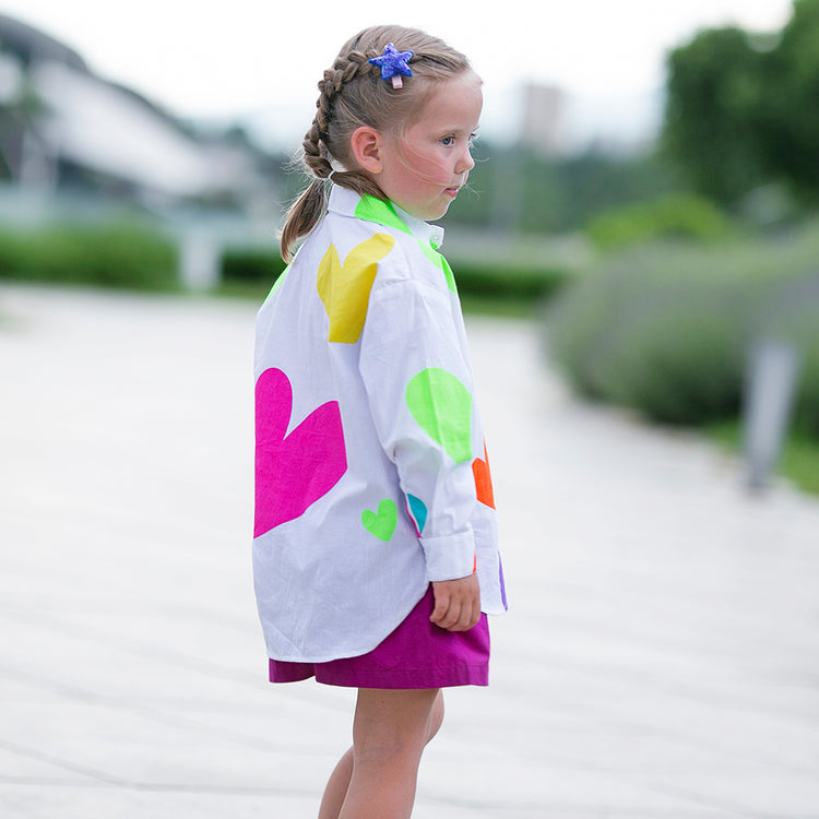 Girl wearing Anaario Ray of Sunshine Shirt